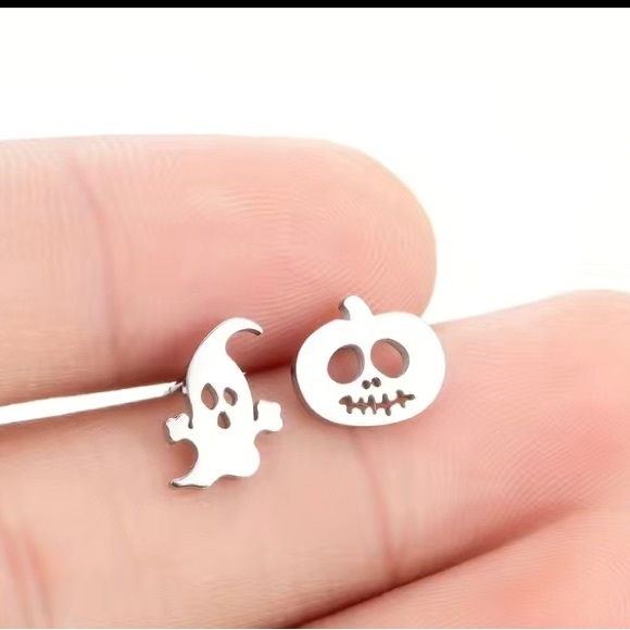 Carolinamomof1 Jewelry - New Stainless steel ghost and pumpkin stud earrings